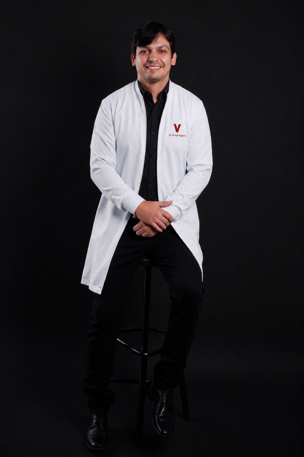 Dr. Victor Ragoni, fisioterapeuta especializado em coluna